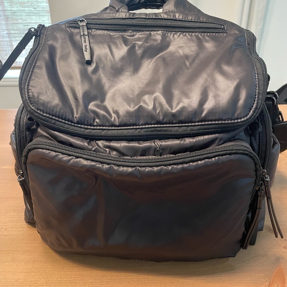 Caraa - Baby Bag Nylon - Medium - Excellent Condition
-  No damage; clean
